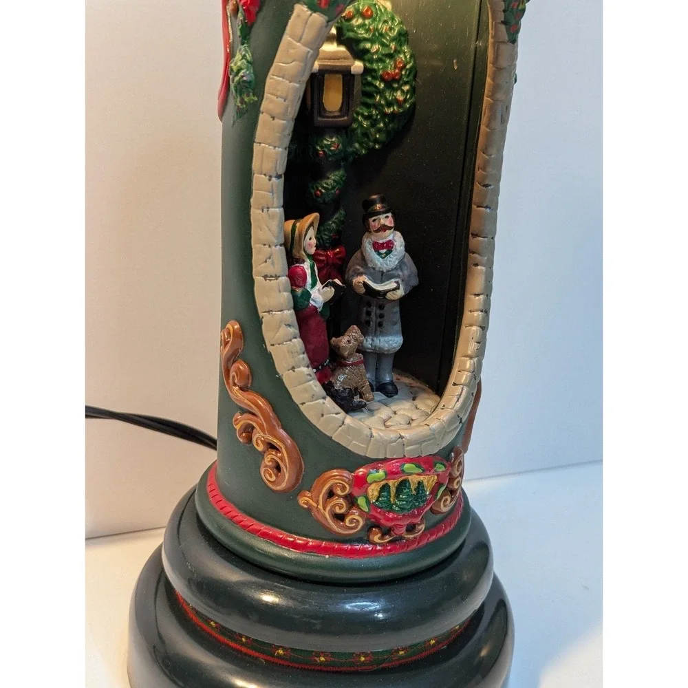 Christmas Candle Lit Diorama Christmas Caroling‎